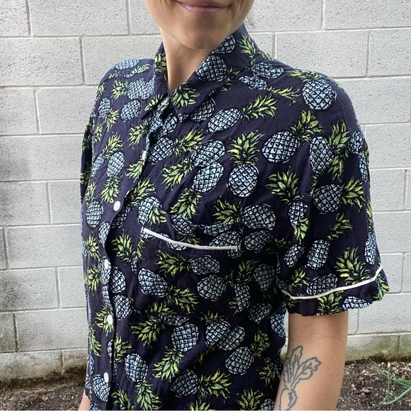 Forever 21 Pineapple Shirt - Picture 2 of 6
